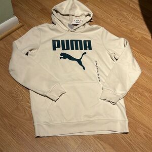 Puma NWT hoodie